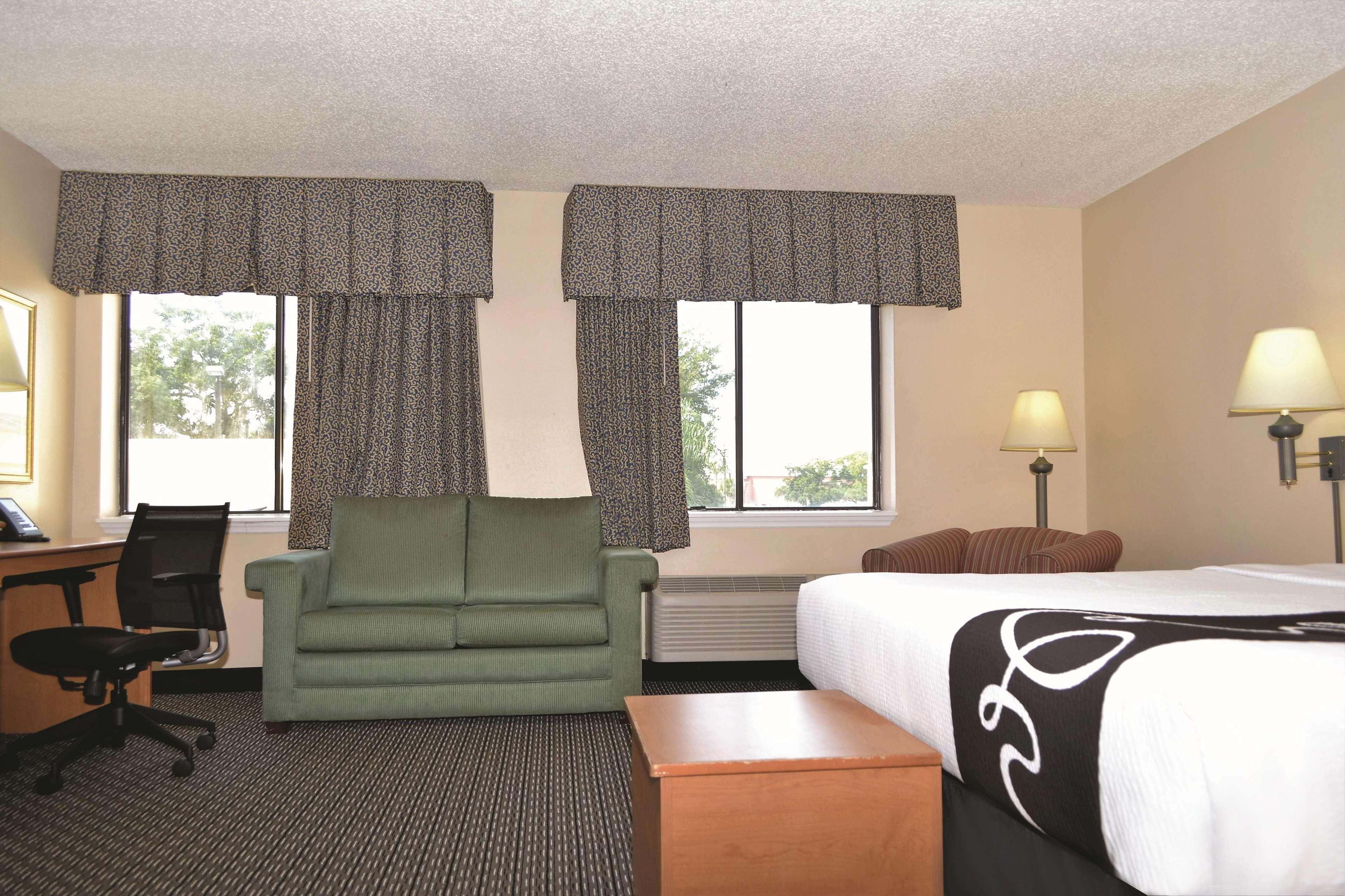 La Quinta By Wyndham Tampa Fairgrounds - Casino Hotel Mango Luaran gambar