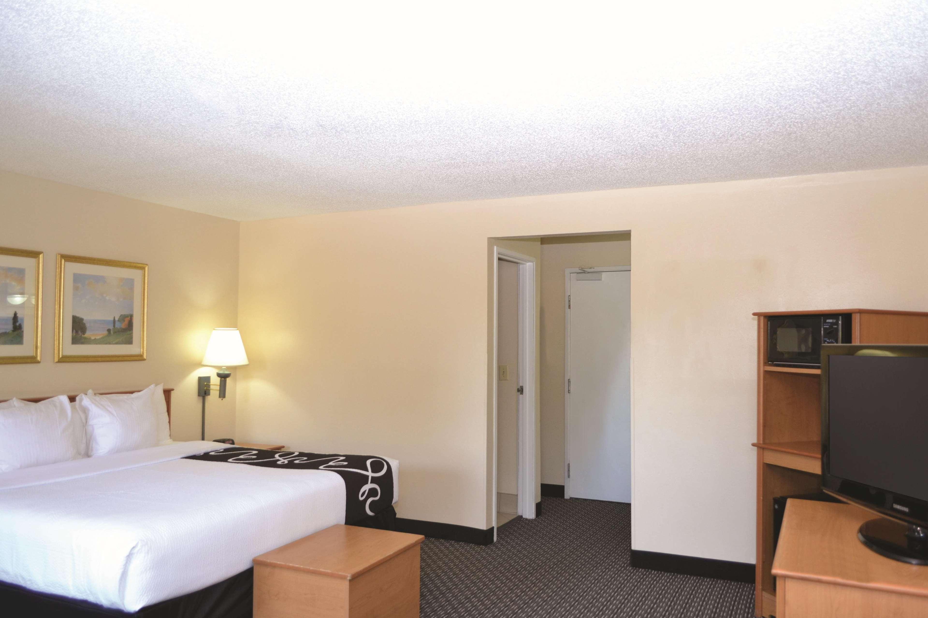 La Quinta By Wyndham Tampa Fairgrounds - Casino Hotel Mango Luaran gambar