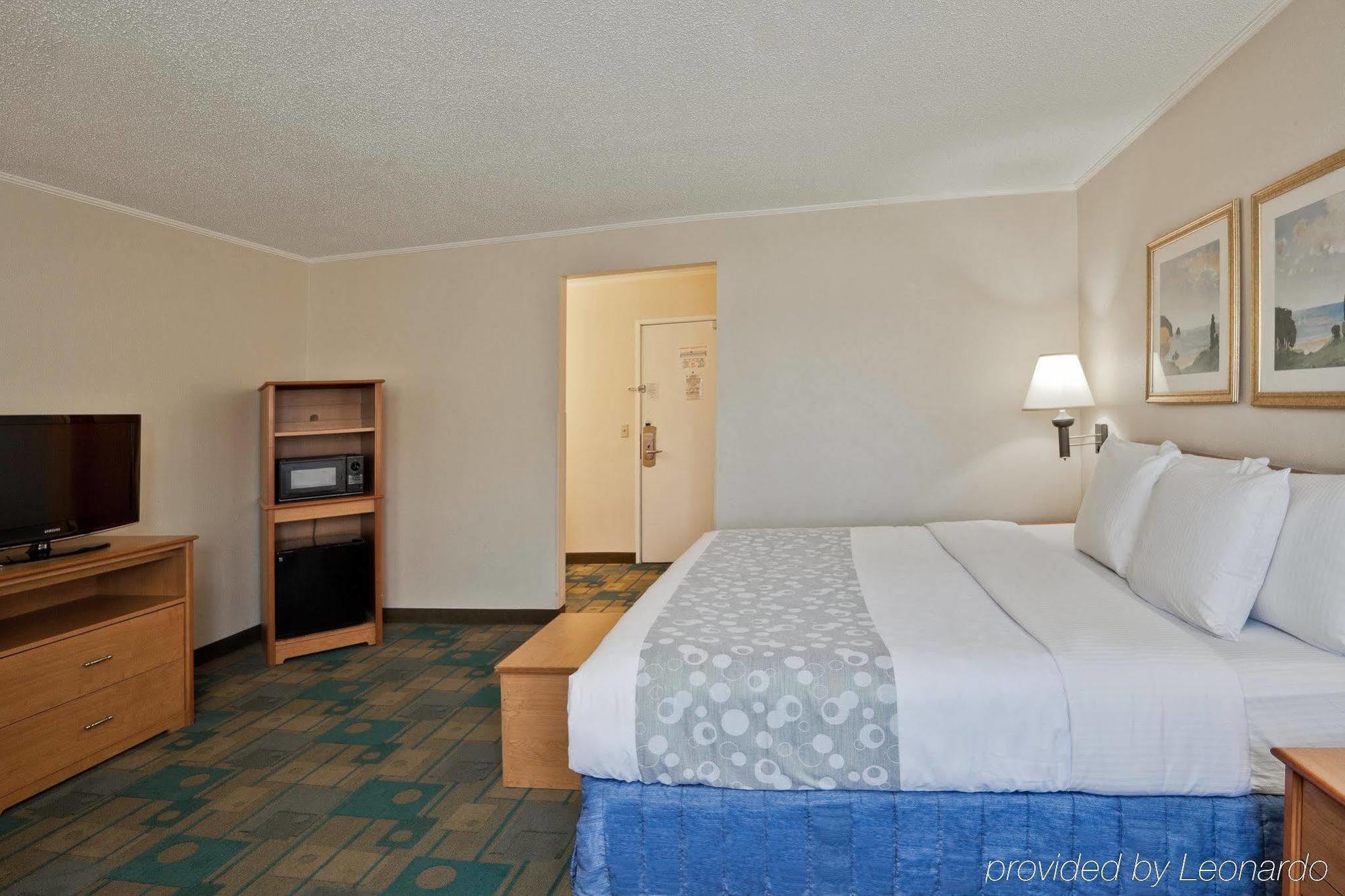 La Quinta By Wyndham Tampa Fairgrounds - Casino Hotel Mango Luaran gambar